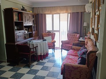 Flat with lift for sale in Calle Primavera