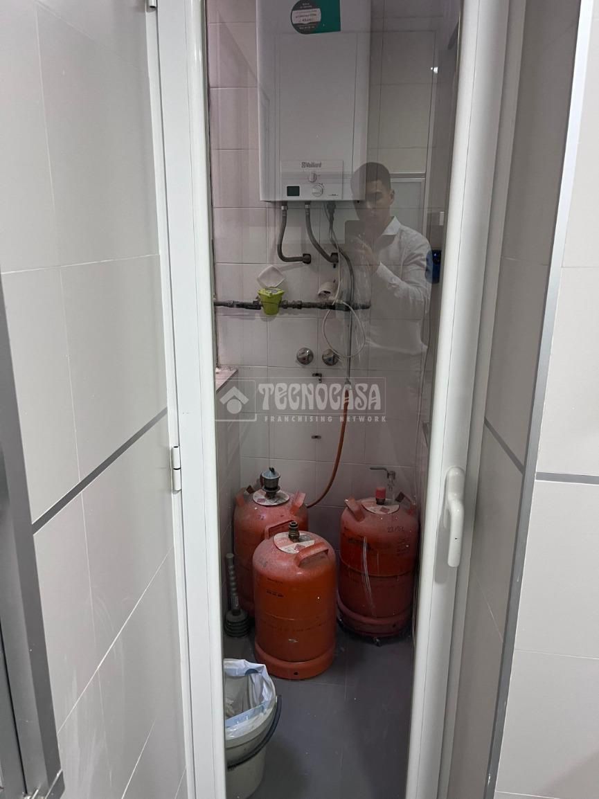 Pis en venda en  Granada Capital amb Balcó