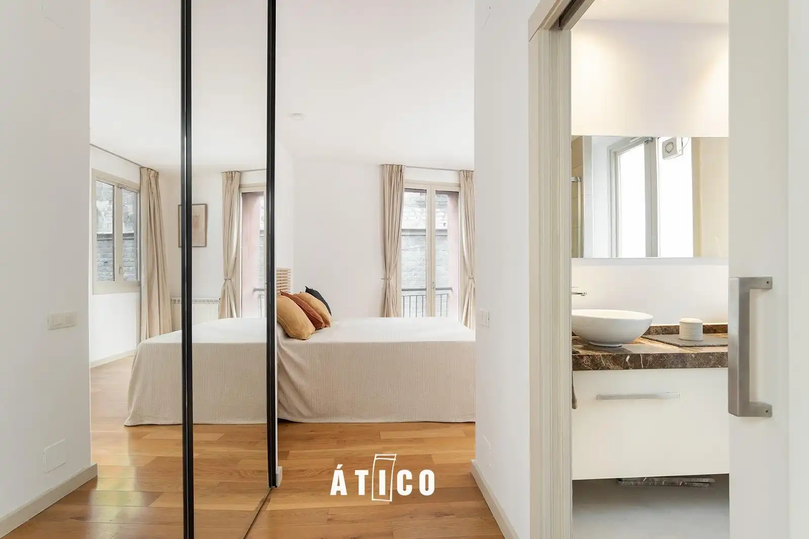 Dormitori de Àtic en venda en Barcelona amb Aire condicionat, Calefacció i Parquet