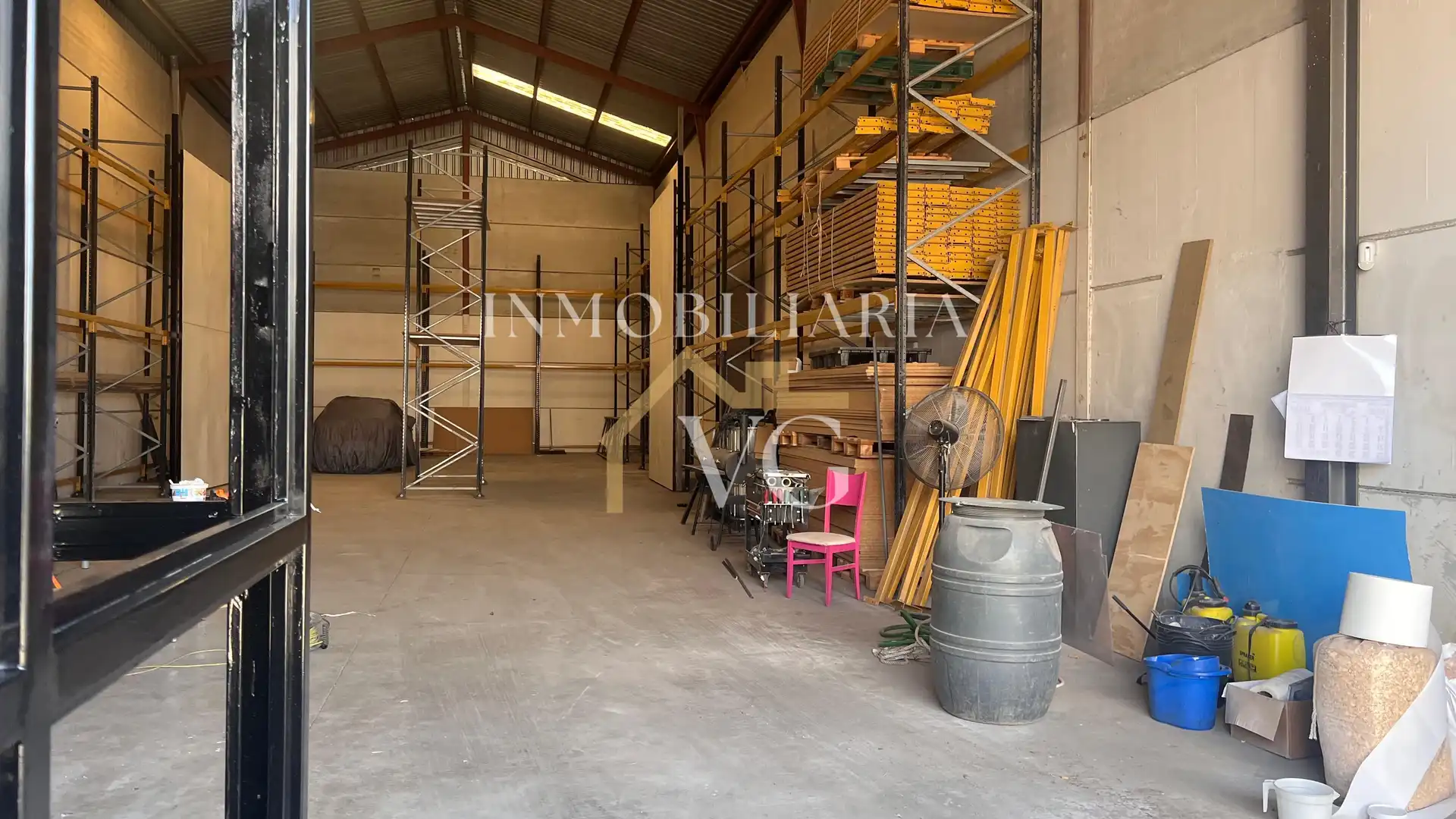 Fabrikhallen zur Miete in Guillena