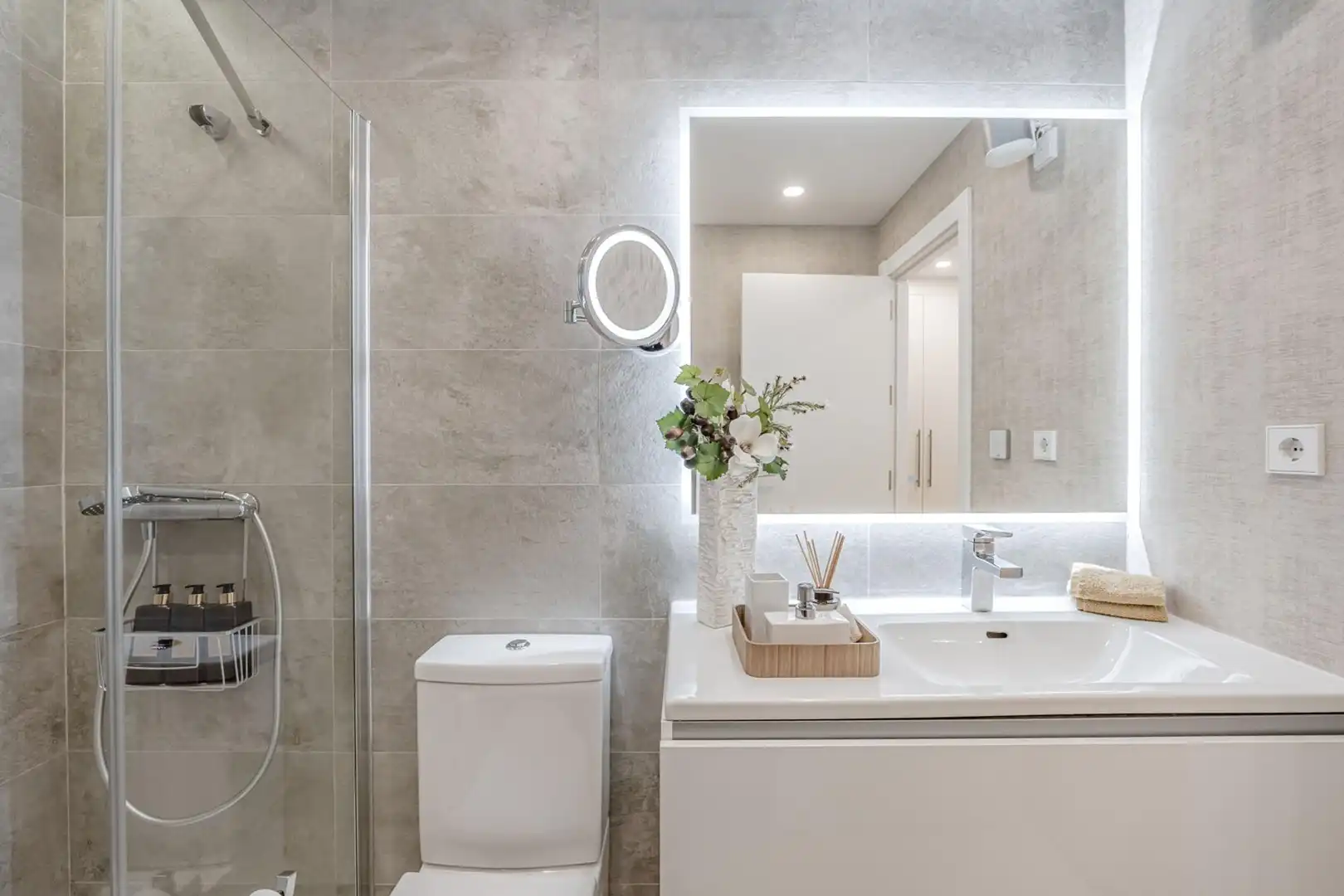 Badezimmer von Wohnung zum Verkauf in Boadilla del Monte mit Klimaanlage, Heizung und Terrasse