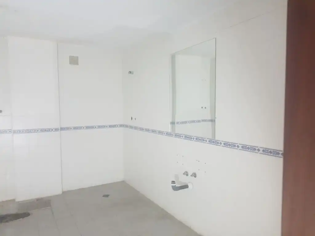 Bathroom of Commercial properties for sale in Trujillo