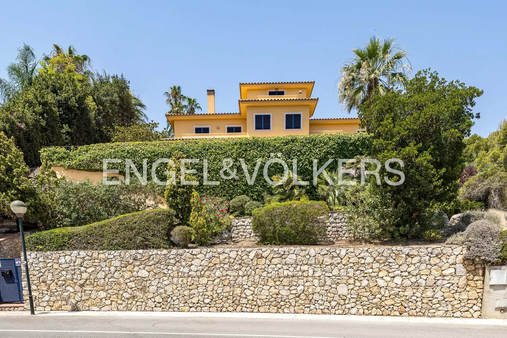 Exterior view of Houses for sale in Sitges  with Air Conditioner, Heating and Private garden