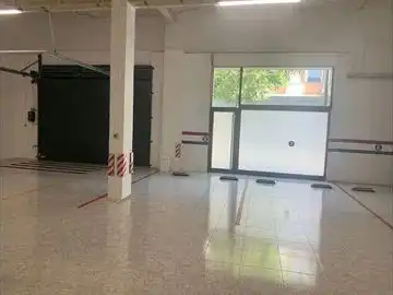 Individual to rent in Avenida Vilallonga 6