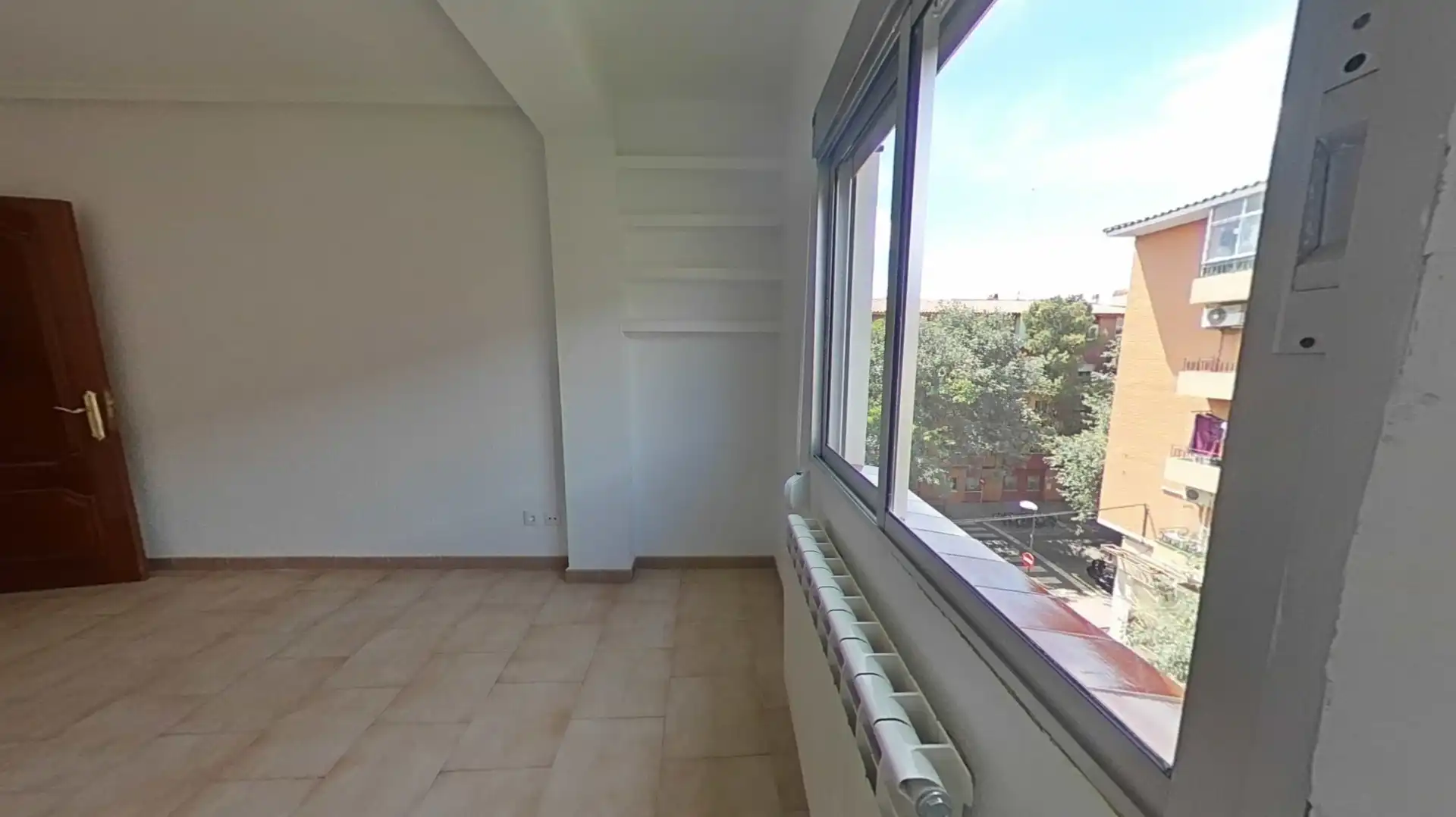 Bedroom of Flat for sale in Zaragoza  with Heating, Parquet flooring and Oven