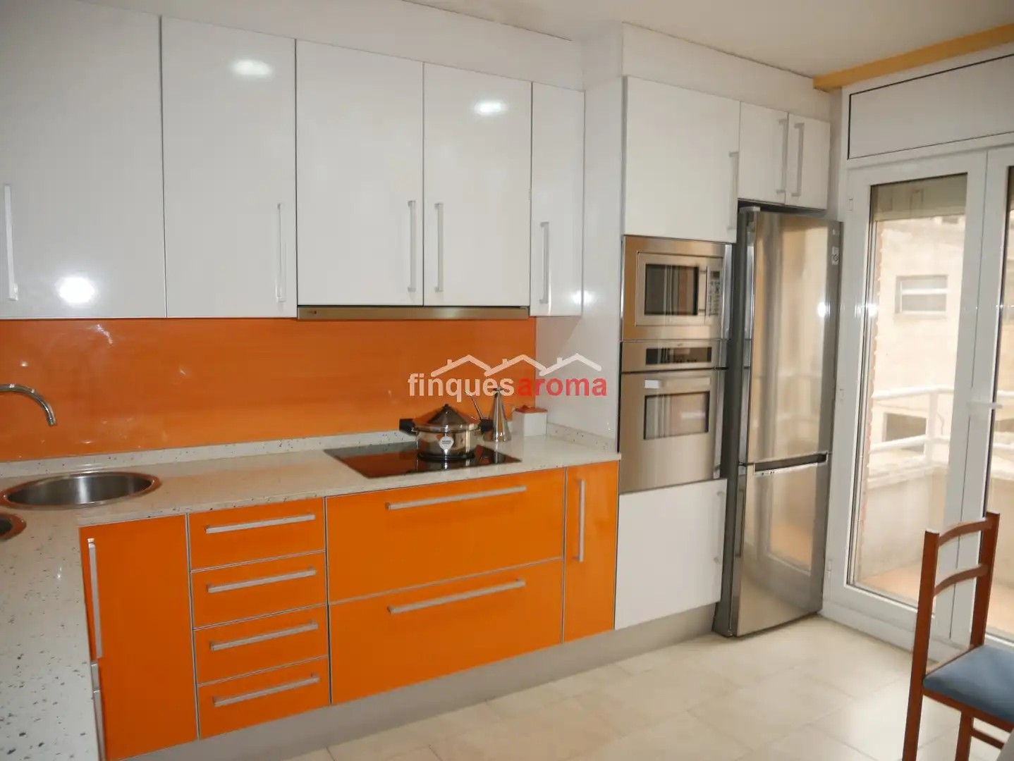 Cocina de Casa adosada en venta en Pira con Aire acondicionado, Calefacción y Terraza