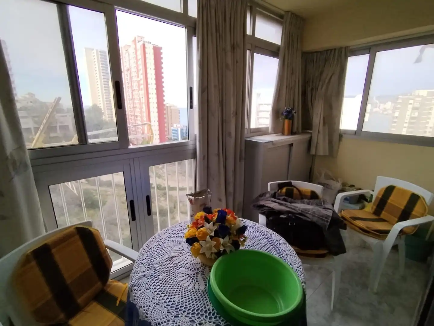 Terrassa de Estudi en venda en Benidorm amb Aire condicionat, Moblat i Piscina comunitària