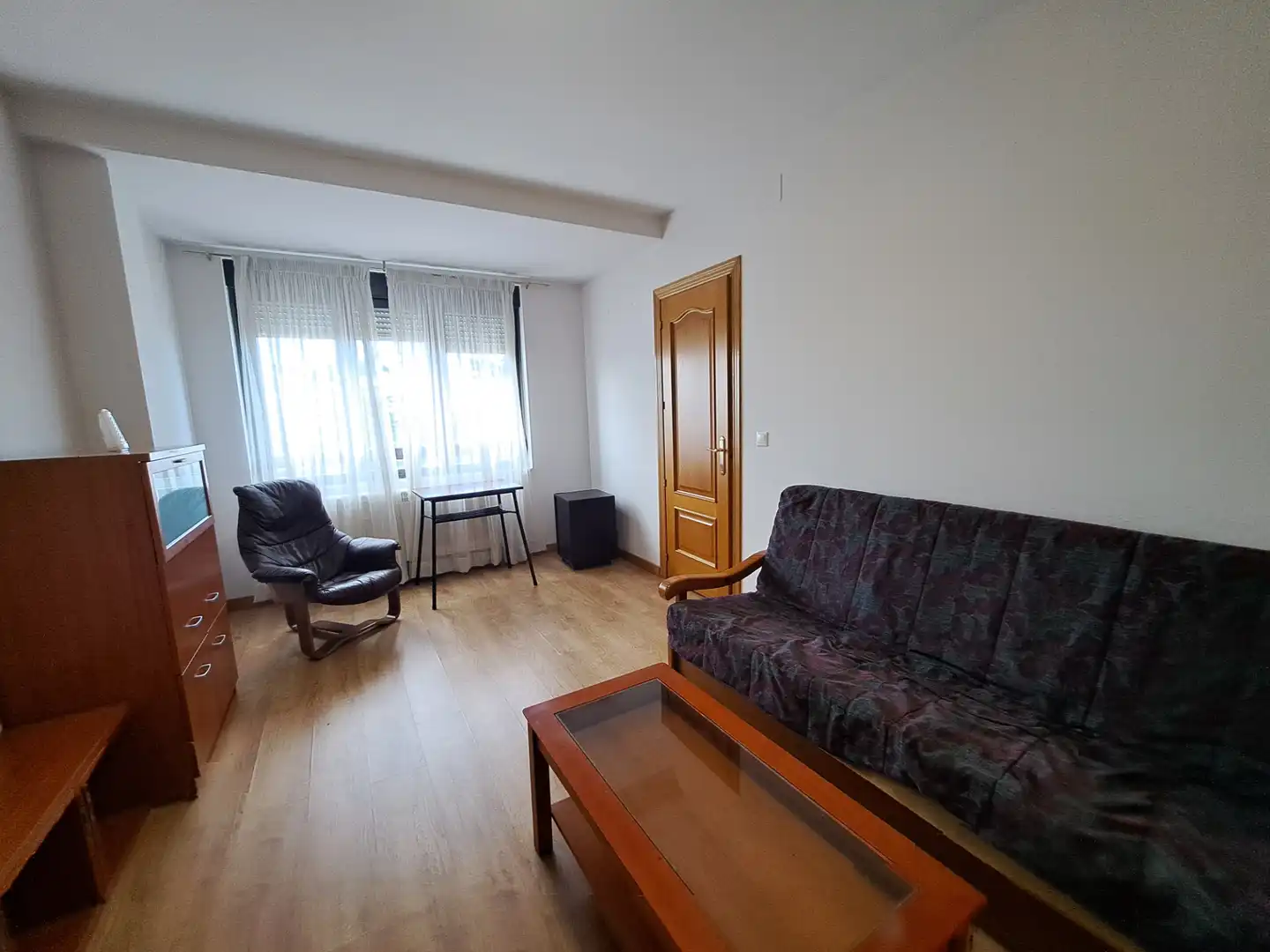 Living room of Apartments for rent in León Capital   with Heating, Parquet flooring and Furnished