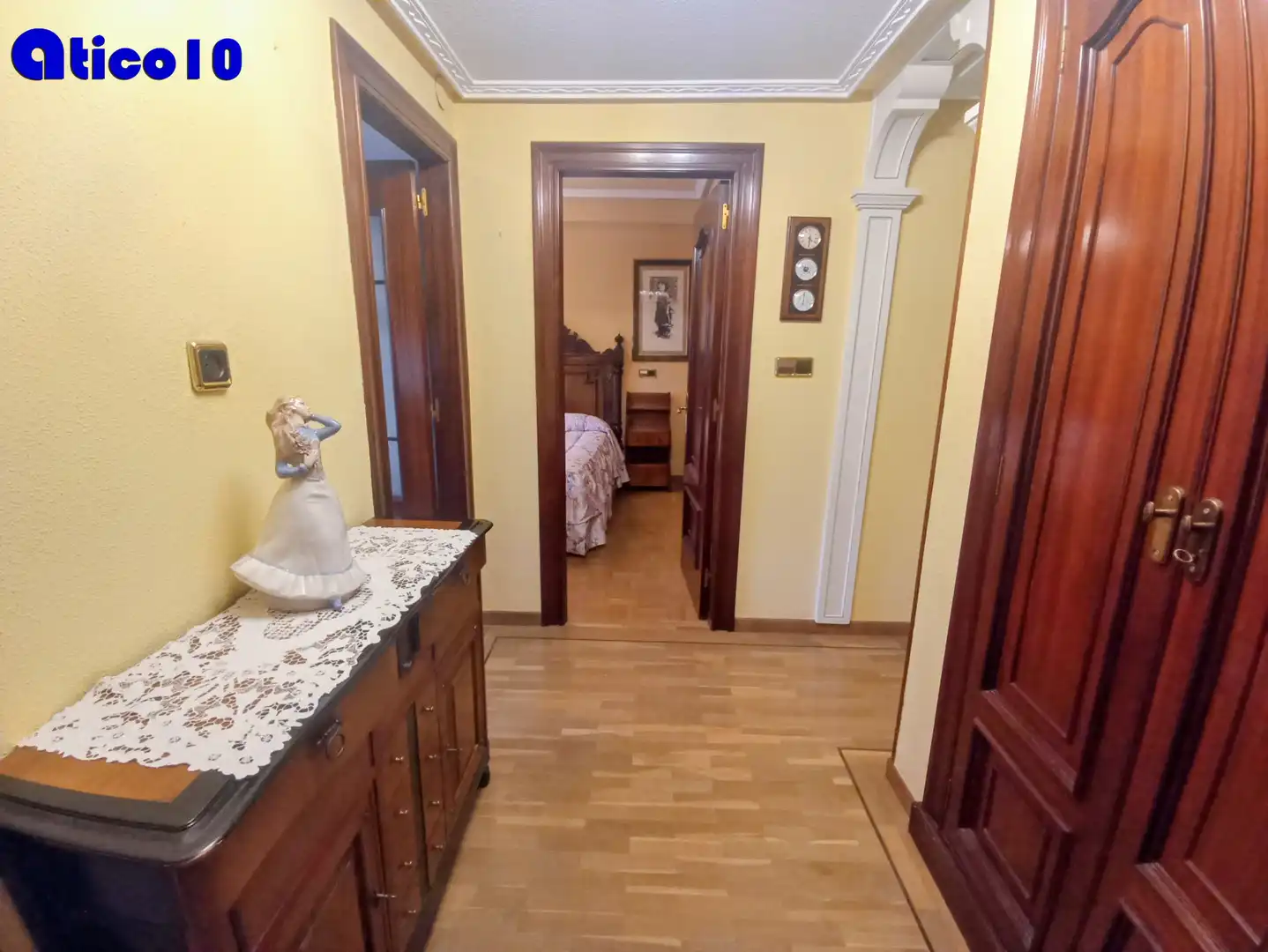 Piso en venta en Oviedo  con Calefacción, Parquet y Terraza