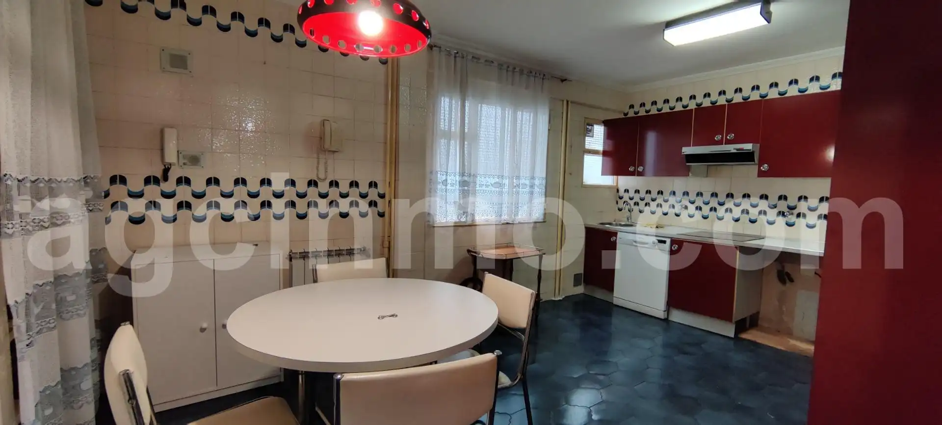 Kitchen of Flat for sale in Valladolid  with Heating, Terrace and Storage room