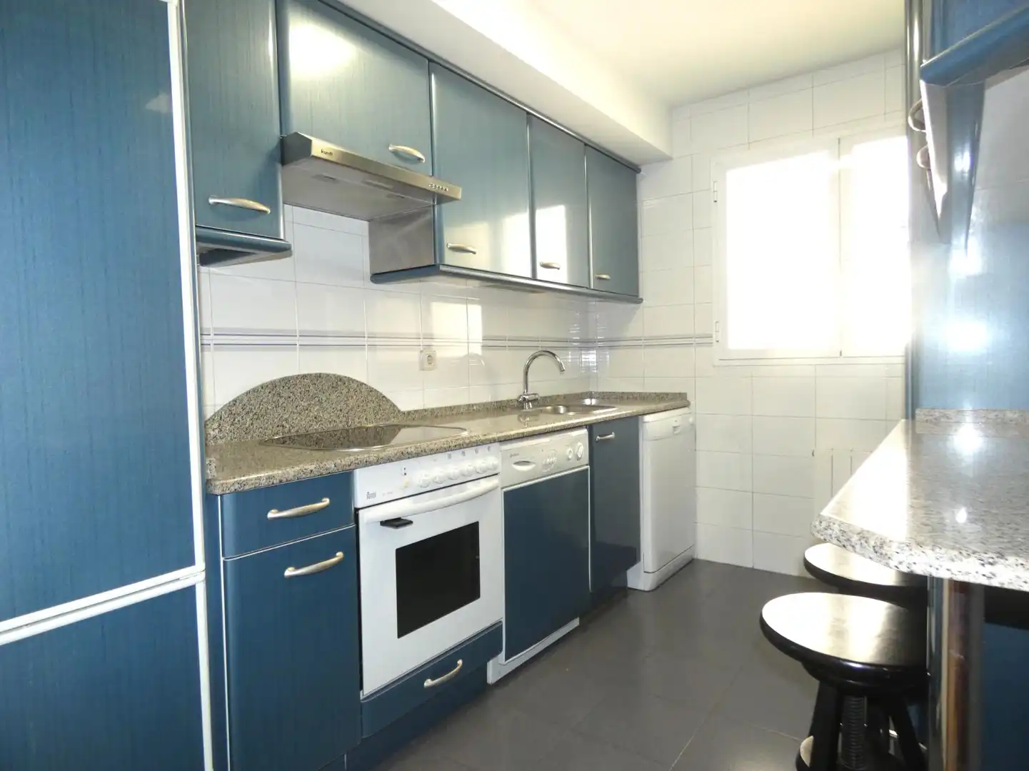 Cocina de Piso de alquiler en Utebo con Aire acondicionado, Trastero y Amueblado