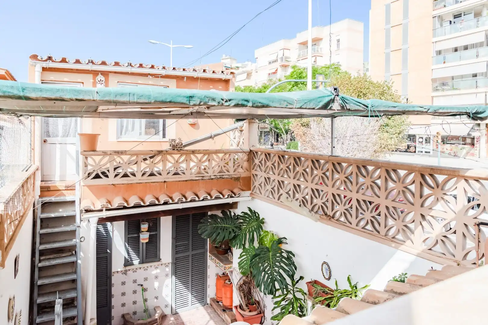 Casa adosada en venda a Els Hostalets