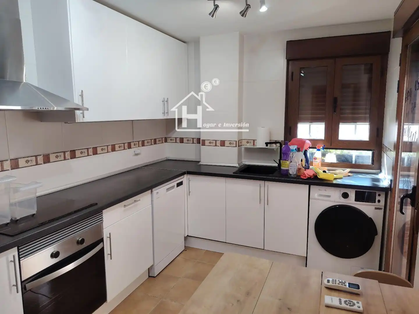 Küche von Wohnung zur Miete in Meco mit Klimaanlage, Heizung und Terrasse