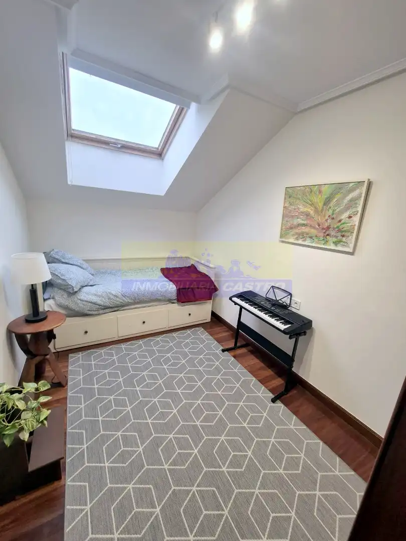 Bedroom of Attic for rent in Castro-Urdiales  with Furnished
