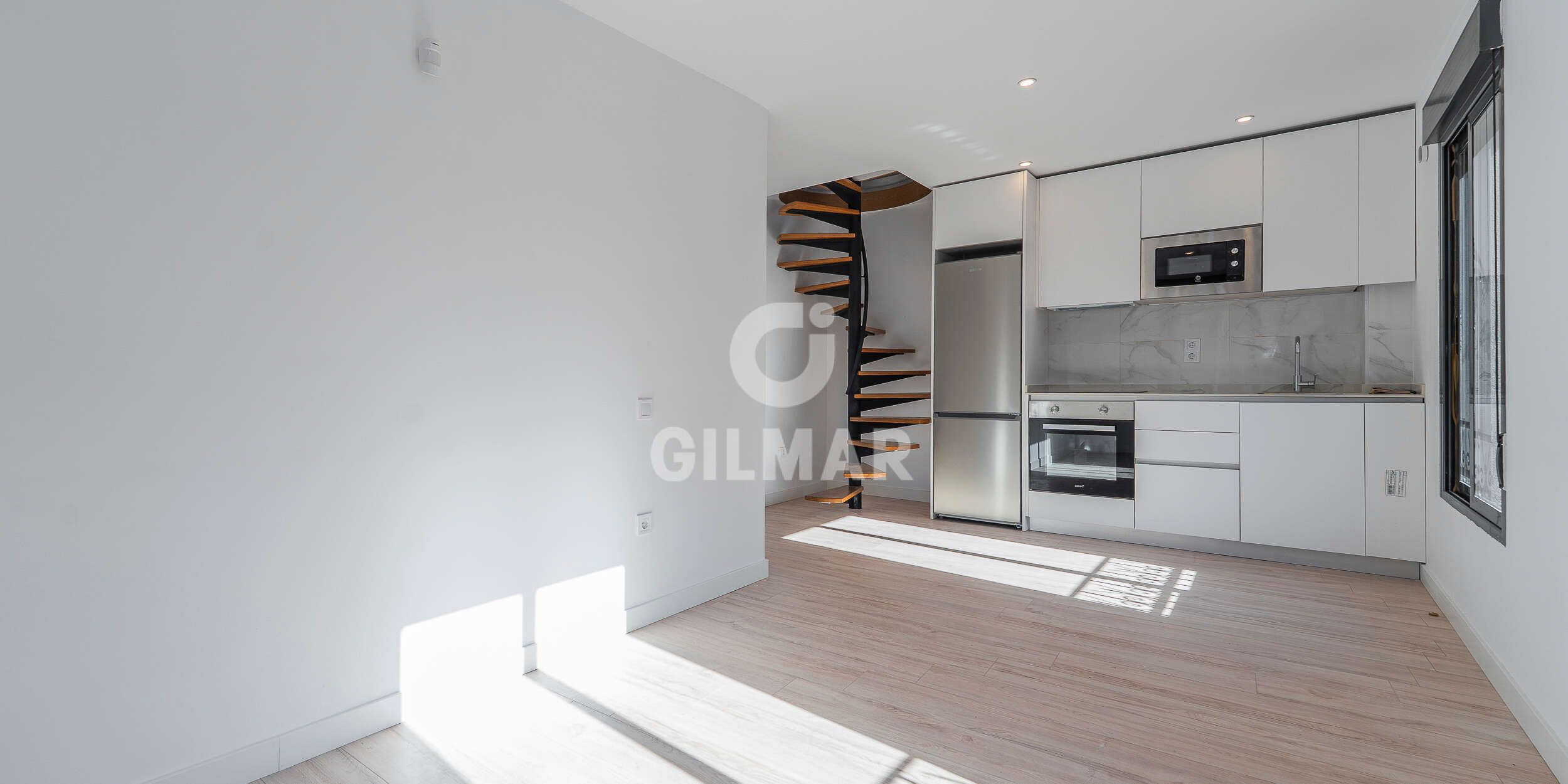 Bedroom of Apartment for sale in  Madrid Capital  with Heating