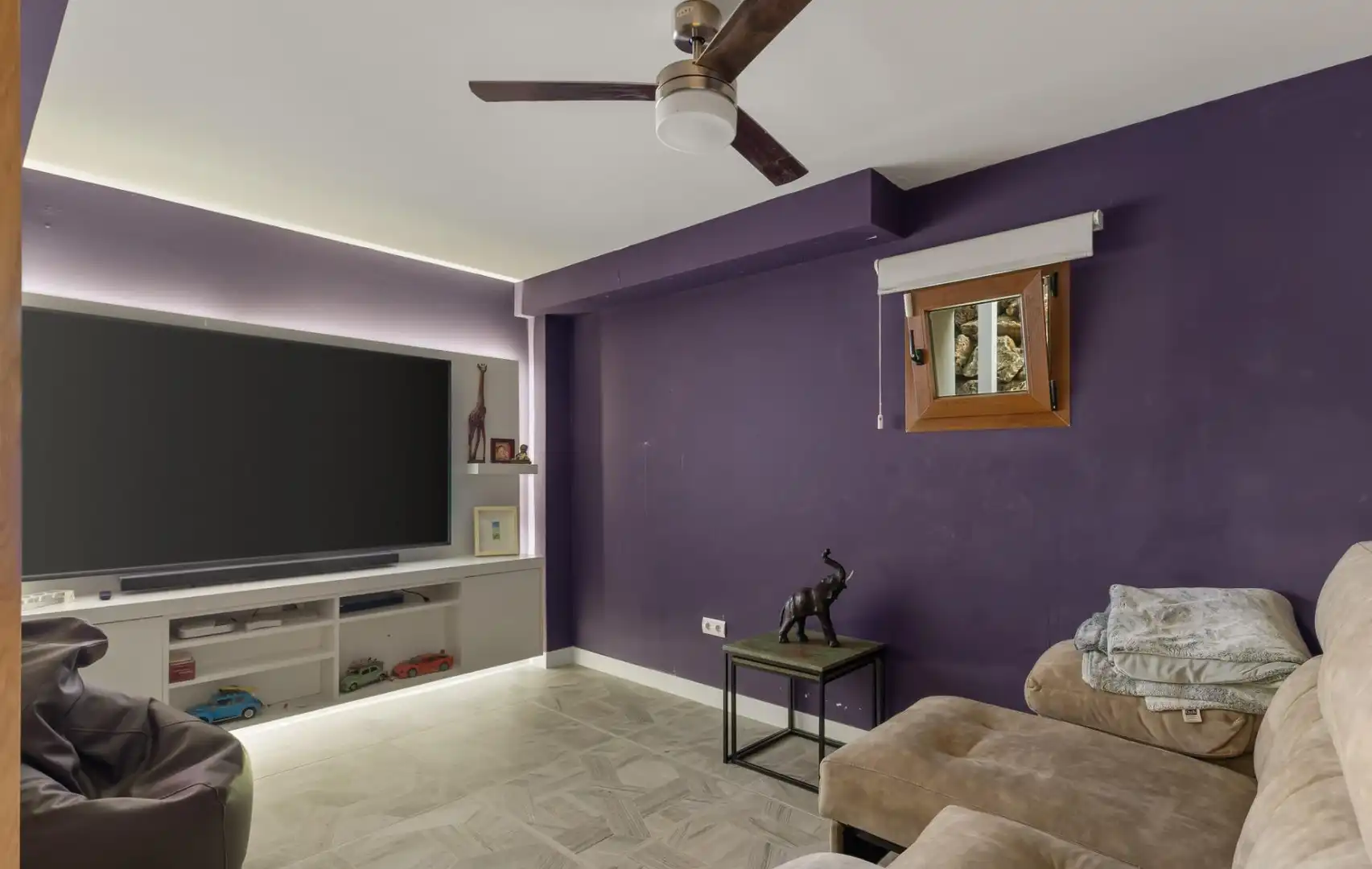 Sala d'estar de Casa o xalet en venda en Estepona Pueblo