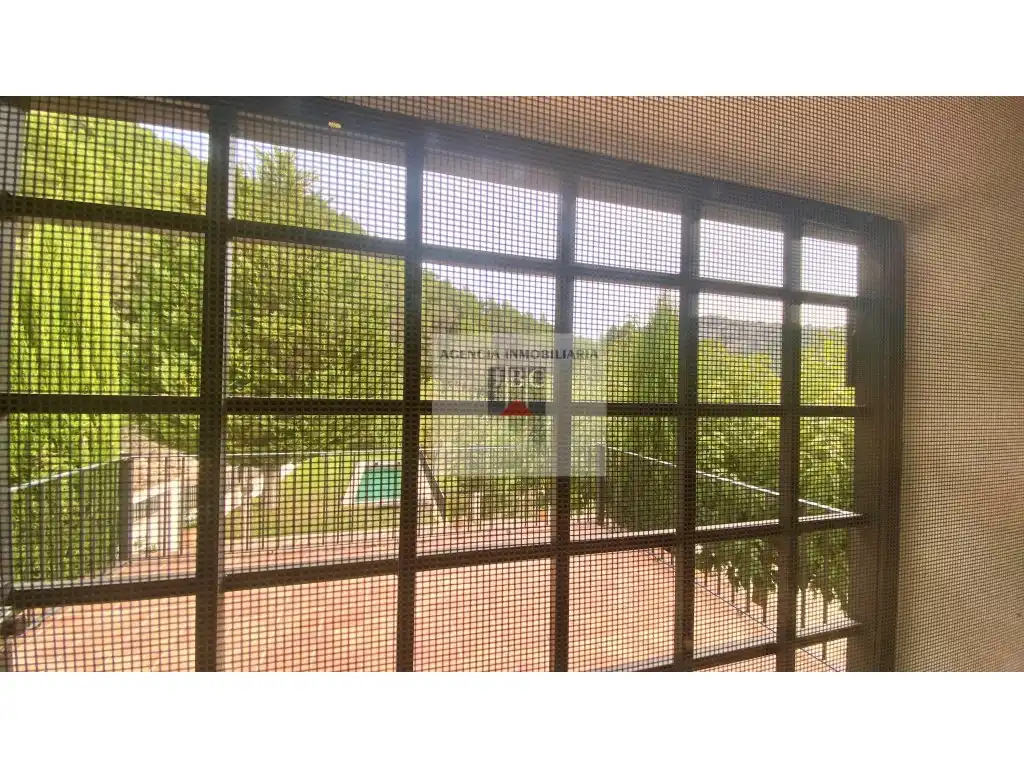 Vista exterior de Finca rústica en venda en Alcoy / Alcoi amb Jardí privat, Traster i Piscina