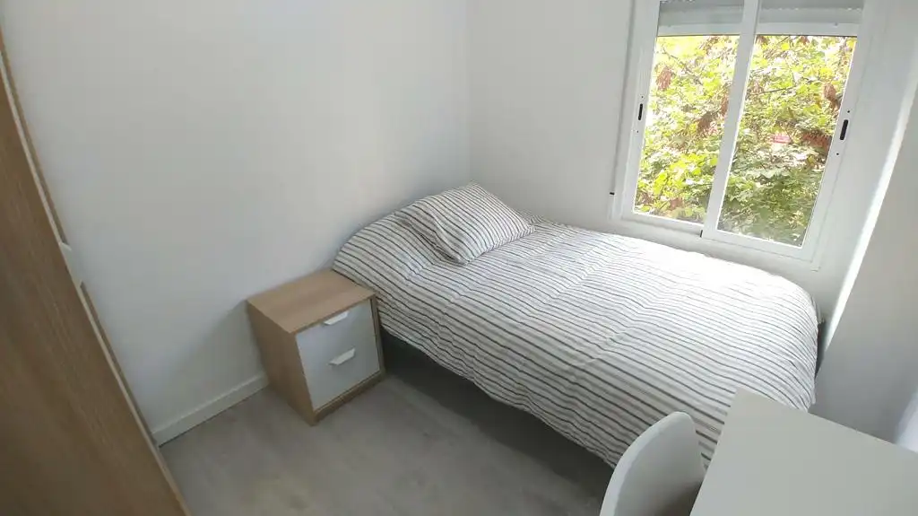 Habitación de Piso de alquiler en Valencia con Aire acondicionado, Parquet y Terraza