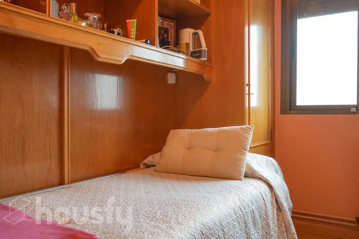 Schlafzimmer von Wohnung zum Verkauf in Madrid mit Klimaanlage, Heizung und Parkett