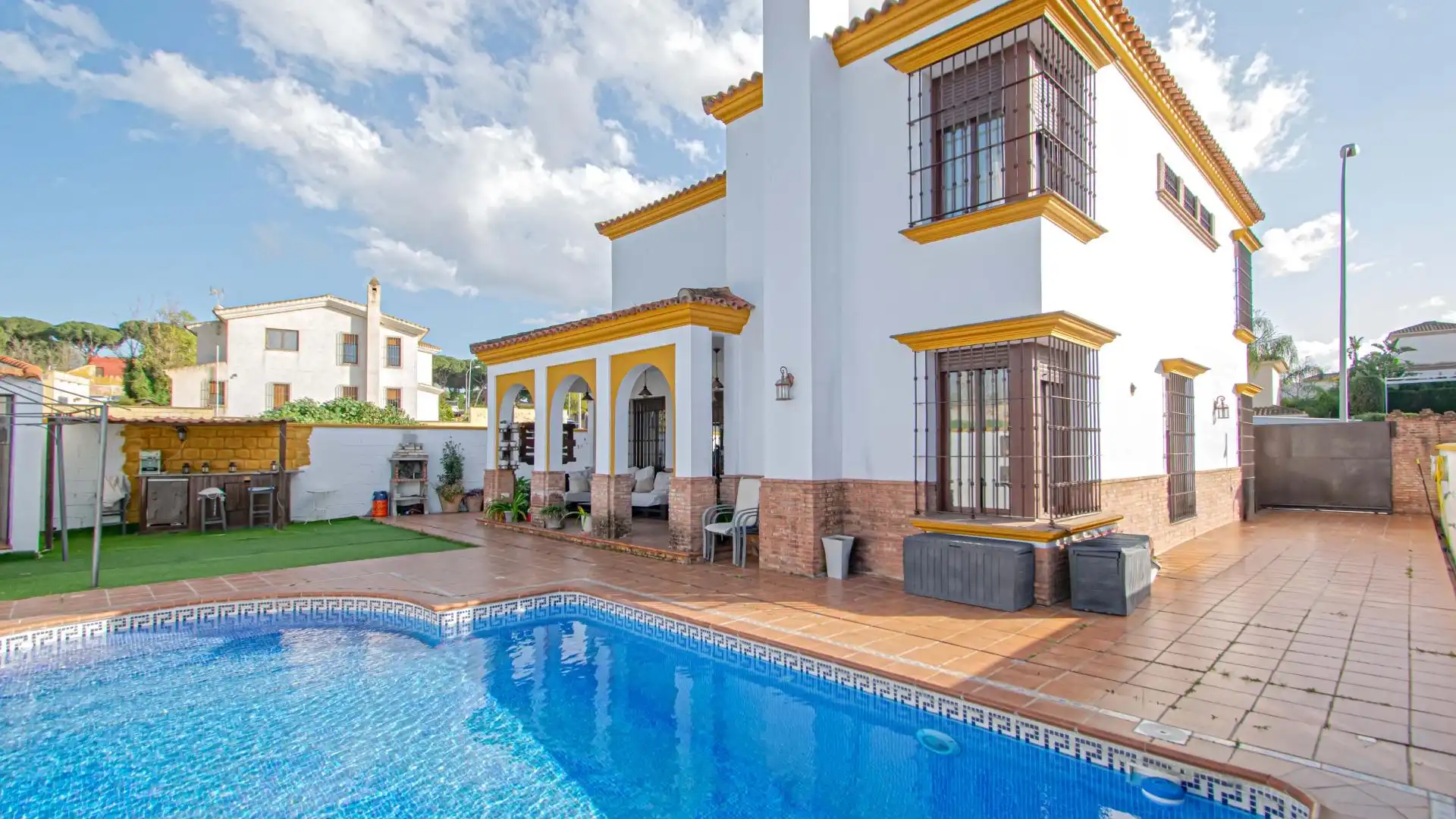 Jardín de Casa o chalet en venta en Alcalá de Guadaira con Aire acondicionado, Jardín privado y Piscina