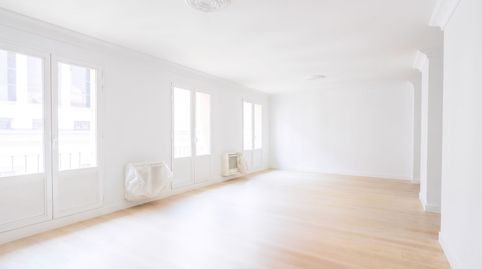 Photo 3 of Flat for sale in Palacio, Madrid Capital