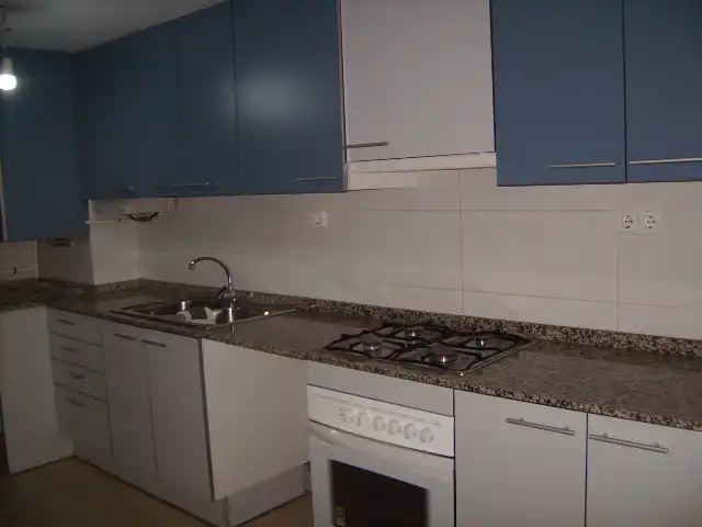 Cocina de Piso en venta en Barcelona con Calefacción y Balcón