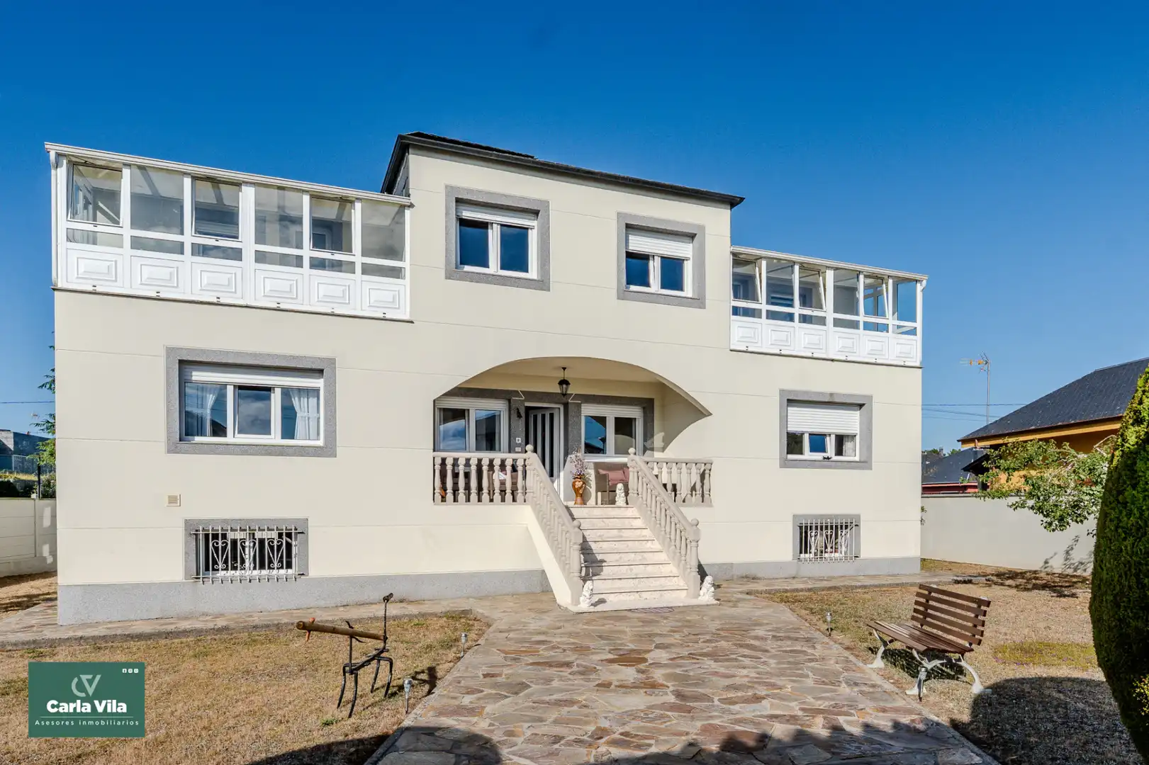 Chalet con terraza en venta en Urbanización A Campiña