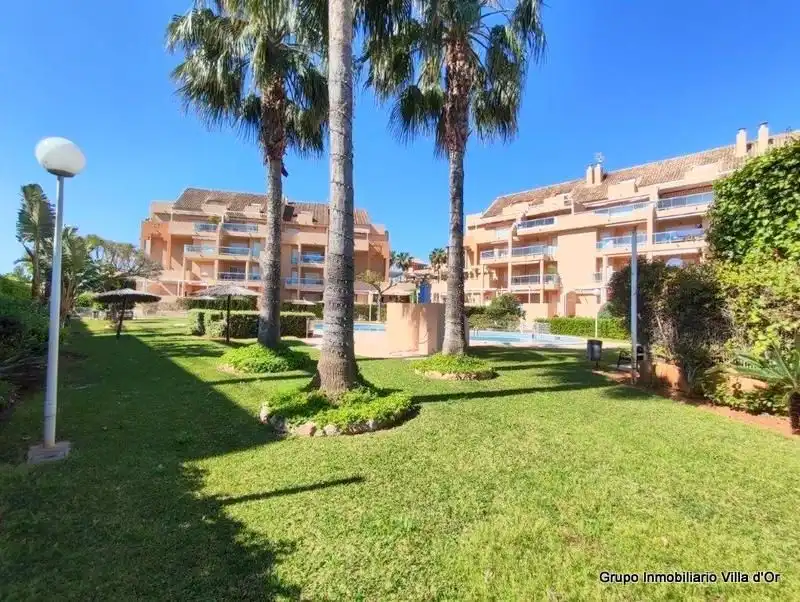 Apartament en venda a Les Bovetes - La Felicidad