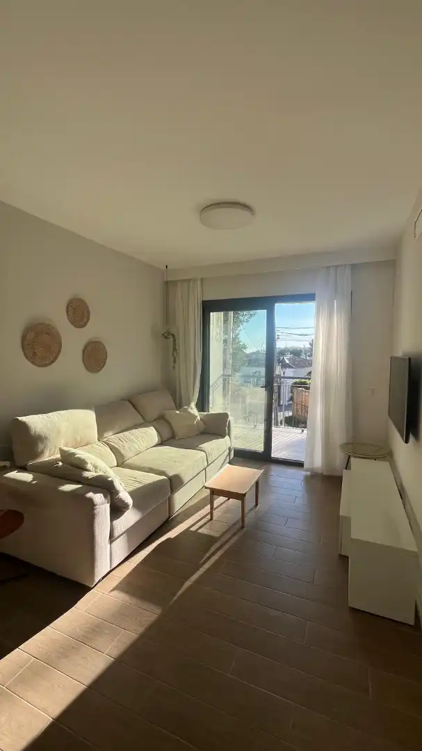 Living room of Flat for rent in Benalmádena  with Air Conditioner, Terrace and Furnished