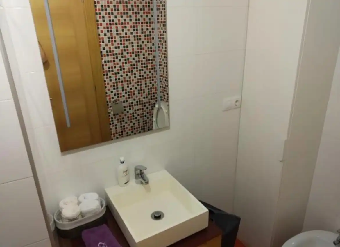 Badezimmer von Dachboden zur Miete in Poio mit Möbliert und Gemeinschaftspool