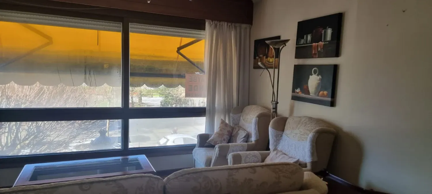 Living room of Flat for sale in Vilagarcía de Arousa  with Heating, Storage room and Furnished