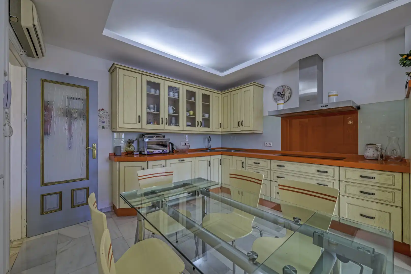 Cocina de Ático en venta en Fuengirola con Aire acondicionado, Terraza y Trastero