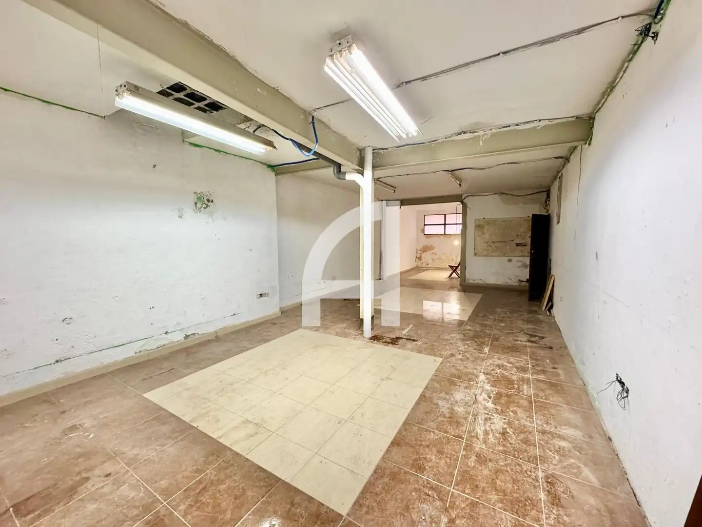 Industrial buildings for sale in Madrid