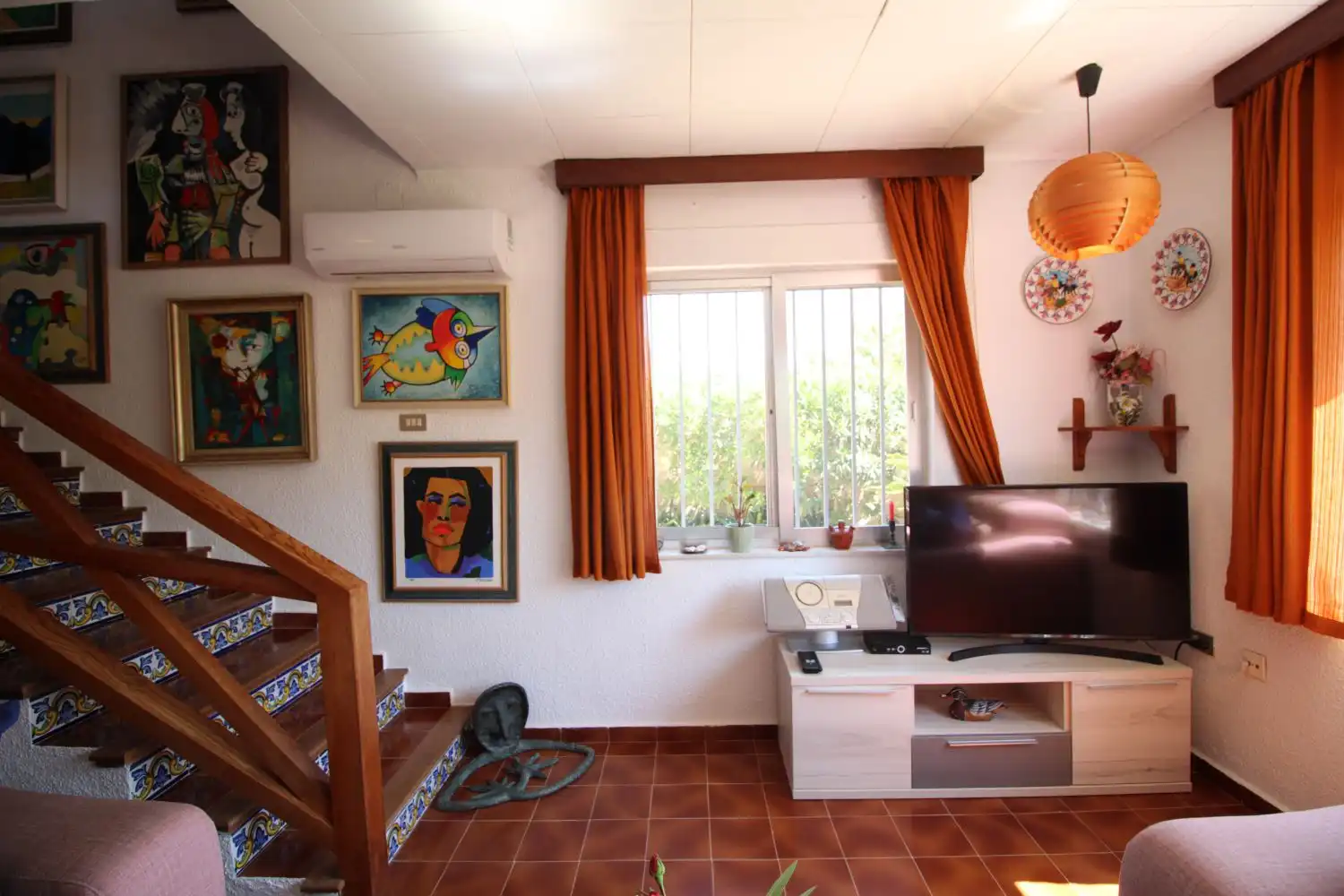 Sala de estar de Casa o chalet en venta en Almenara con Aire acondicionado, Calefacción y Jardín privado