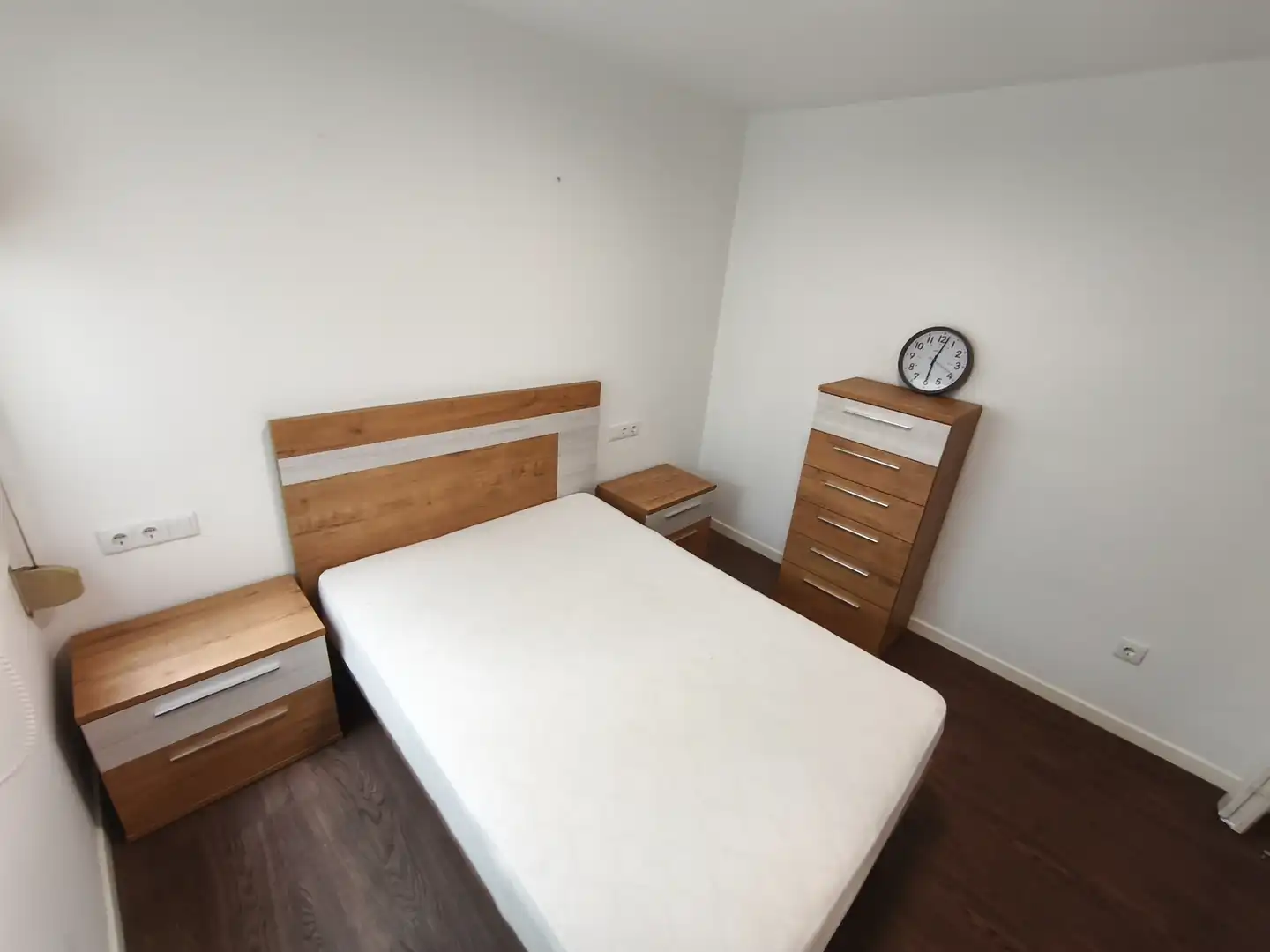 Bedroom of Flat for rent in Vigo   with Furnished