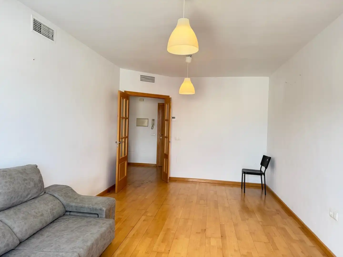 Sala d'estar de Àtic en venda en Zona de la Vega
