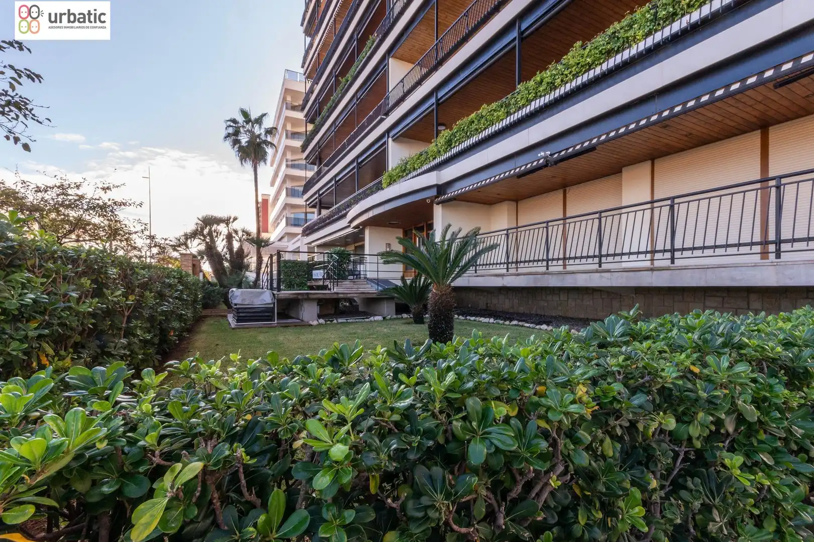 Apartamento con piscina en venta en Paseo MARITIM NEPTU 63, imagen 56