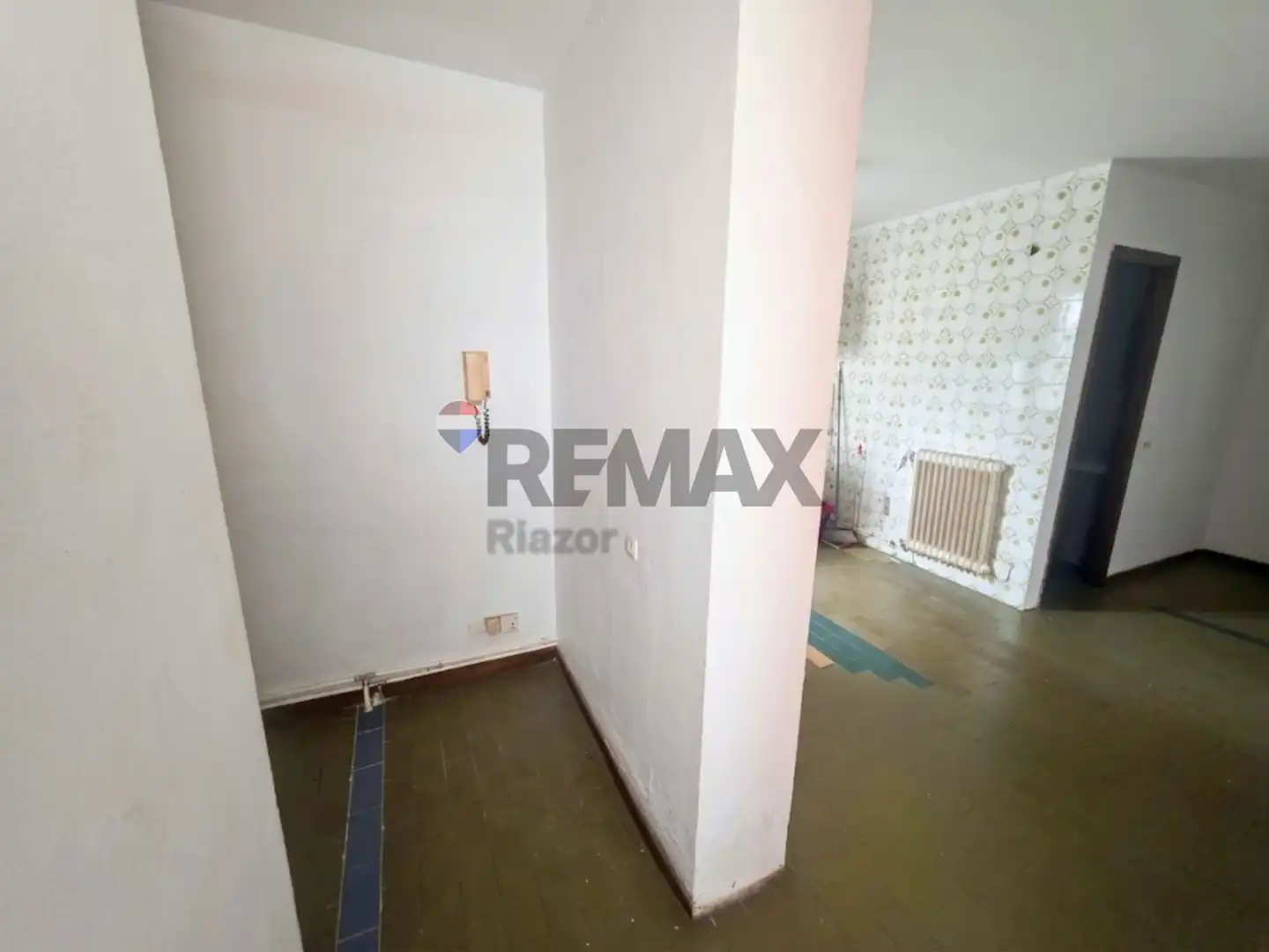 Flat for sale in Santiago de Compostela   with Heating and Storage room