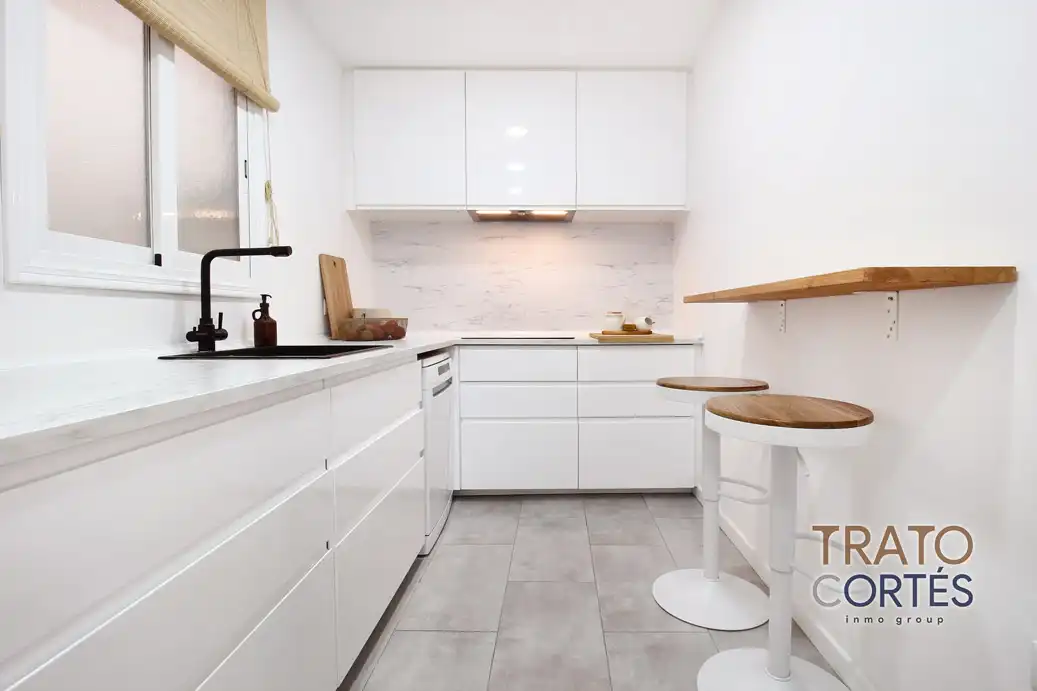 Appartamento con terrazza in vendita a Carrer de Montflorit, imagen 8