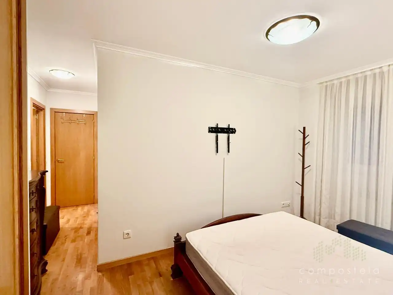 Flat for rent in Ames, A Coruña