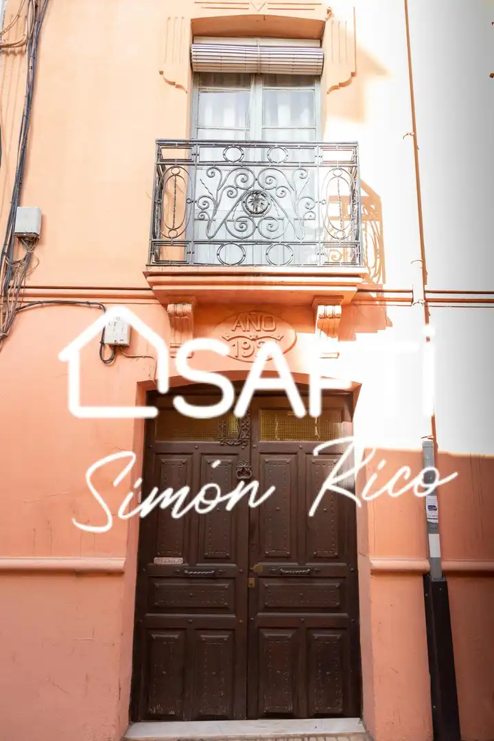 Vista exterior de Casa adosada en venta en Bembibre