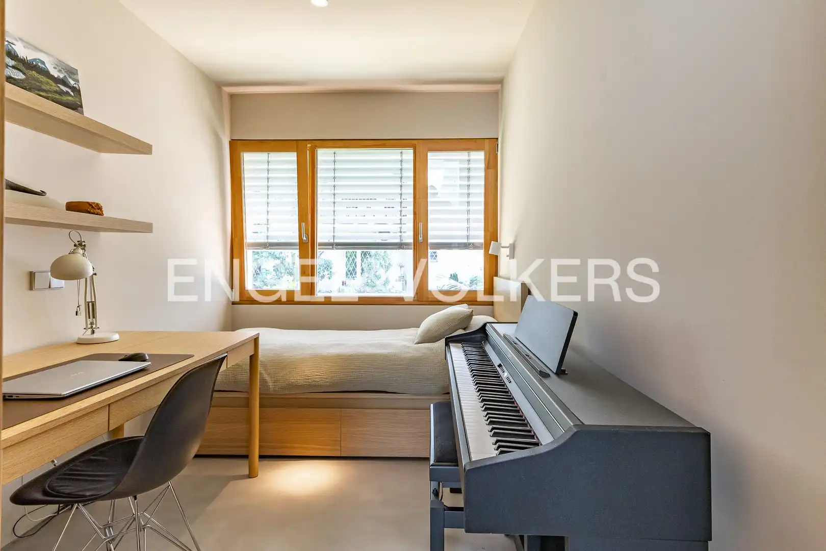 Bedroom of Houses for rent in Barcelona  with Air Conditioner, Heating and Private garden