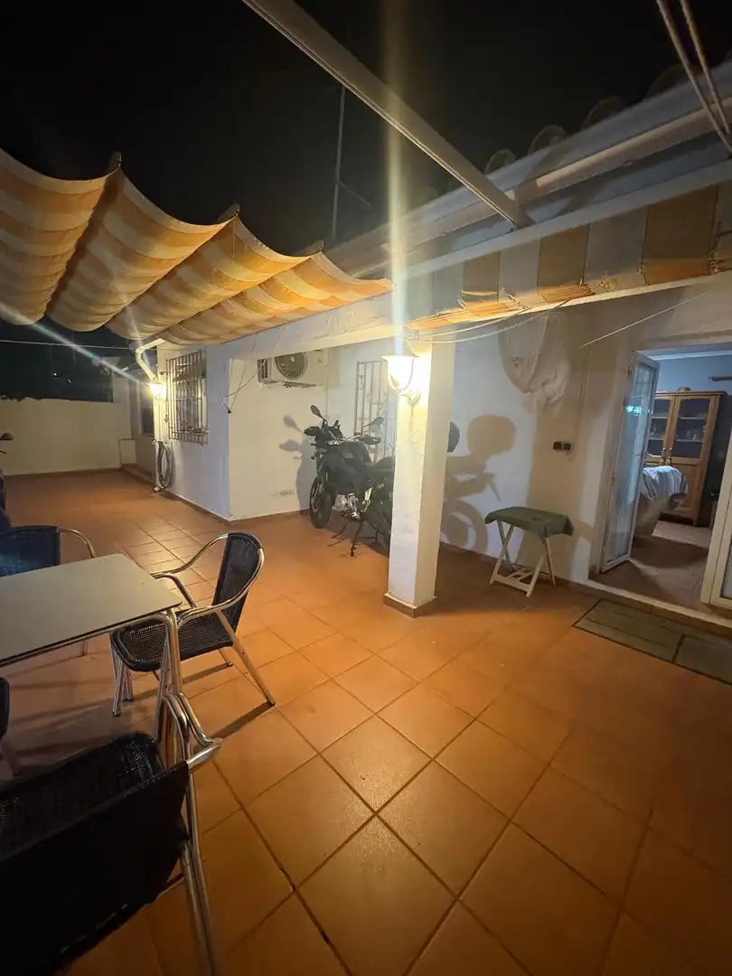 Casa adosada en venda a Les Bassetes - El Marjal