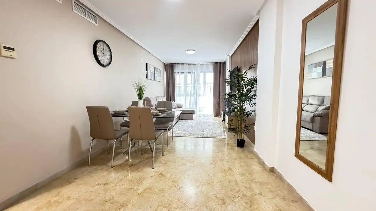 Apartamento con terraza en venta en Avenida PURISIMA, imagen 5