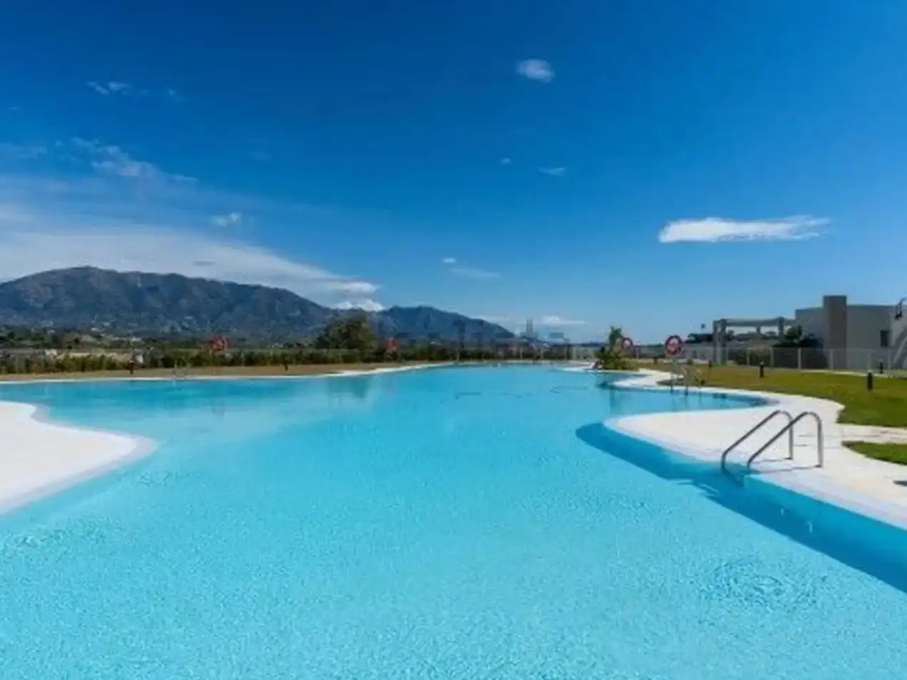 Piscina de Apartamento en venta en Mijas con Aire acondicionado, Terraza y Balcón