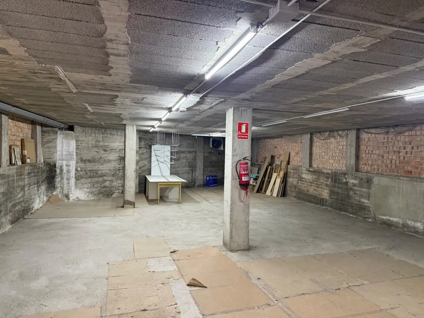 Local commercial à louer à Plaça d'Anselm Clavé 11, imagen 5