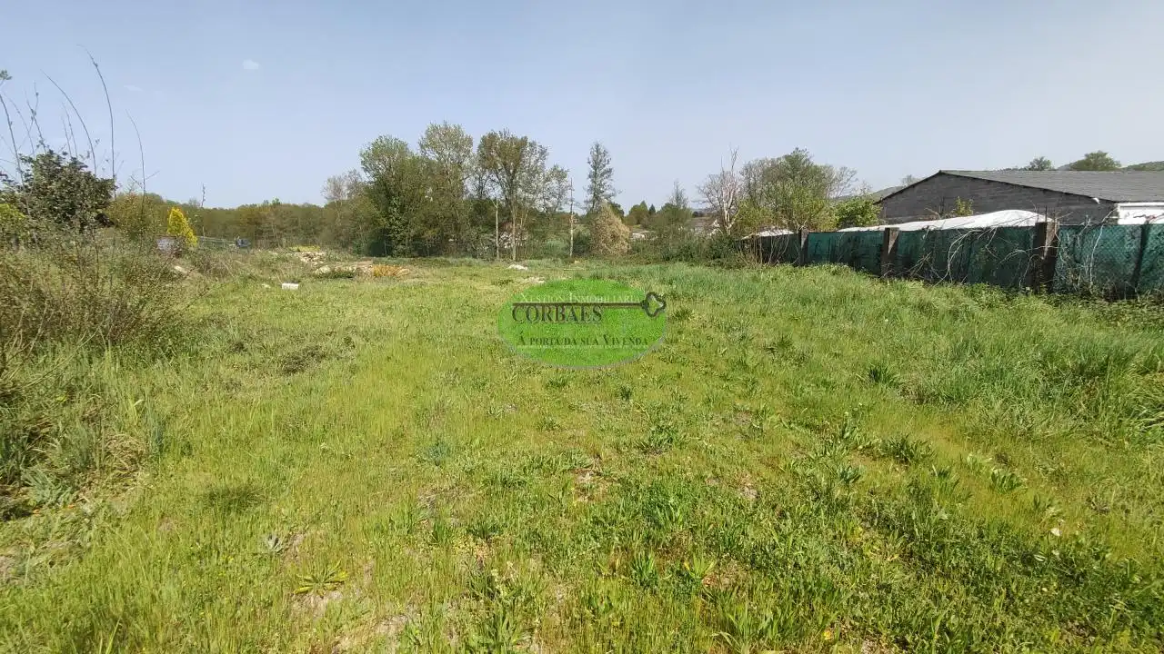 Wohnbaugrundstück zum Verkauf in Allariz
