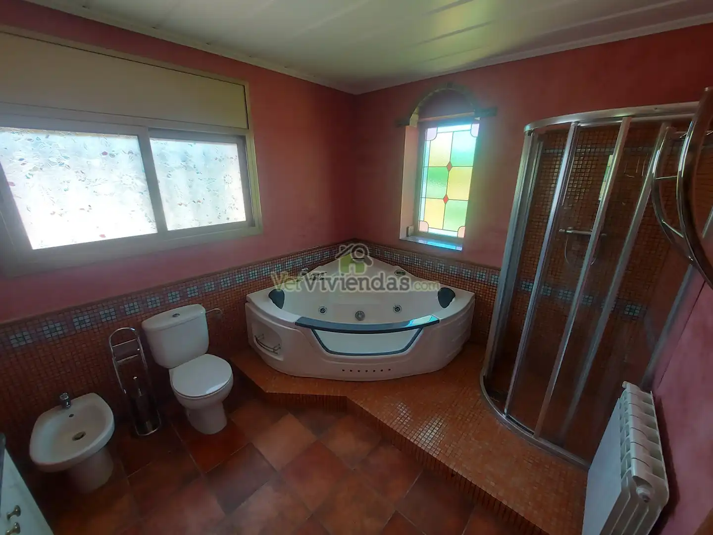 Bathroom of Houses for sale in Olèrdola  with Air Conditioner, Heating and Private garden