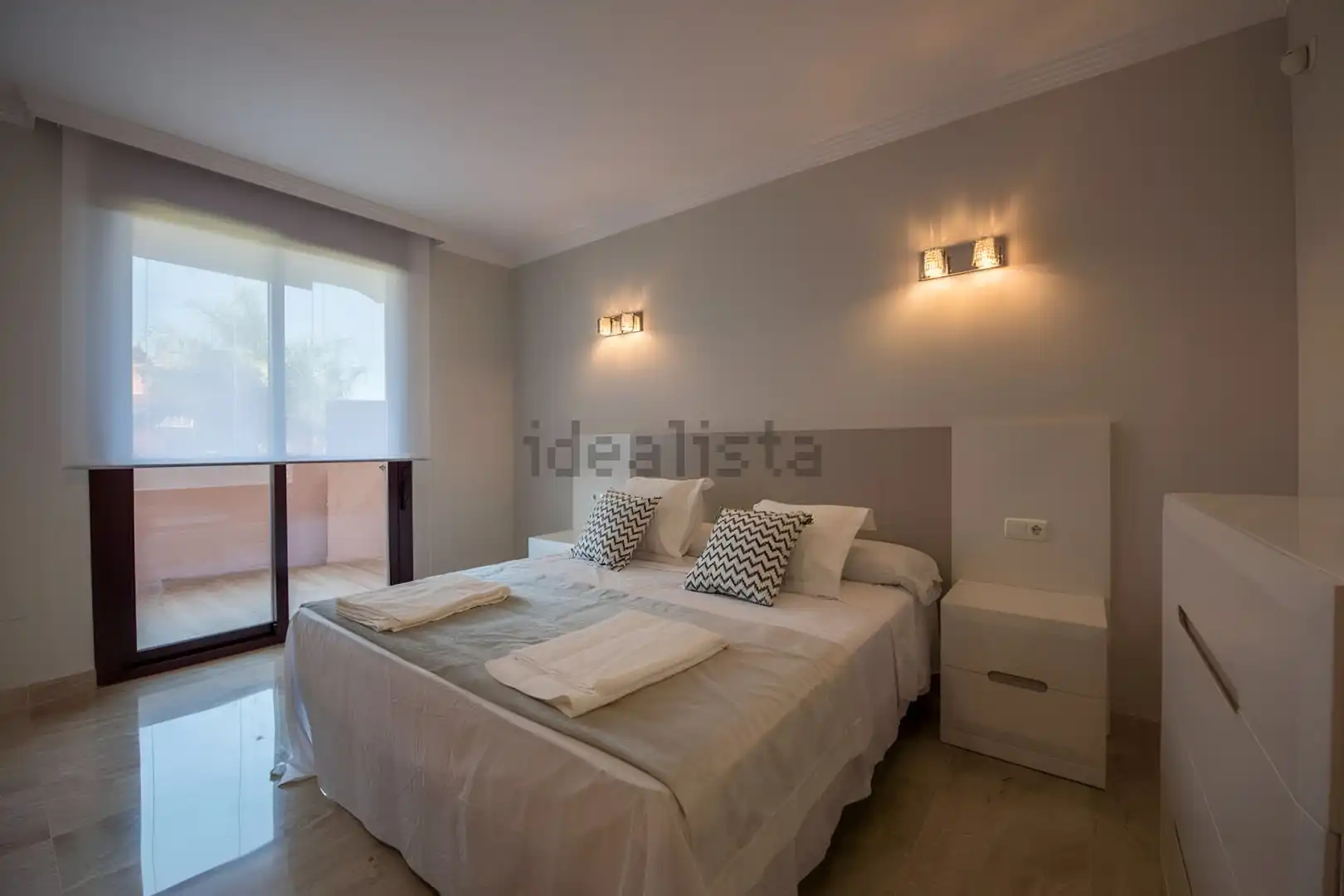 Apartamento con piscina en venta en Selwo, imagen 17