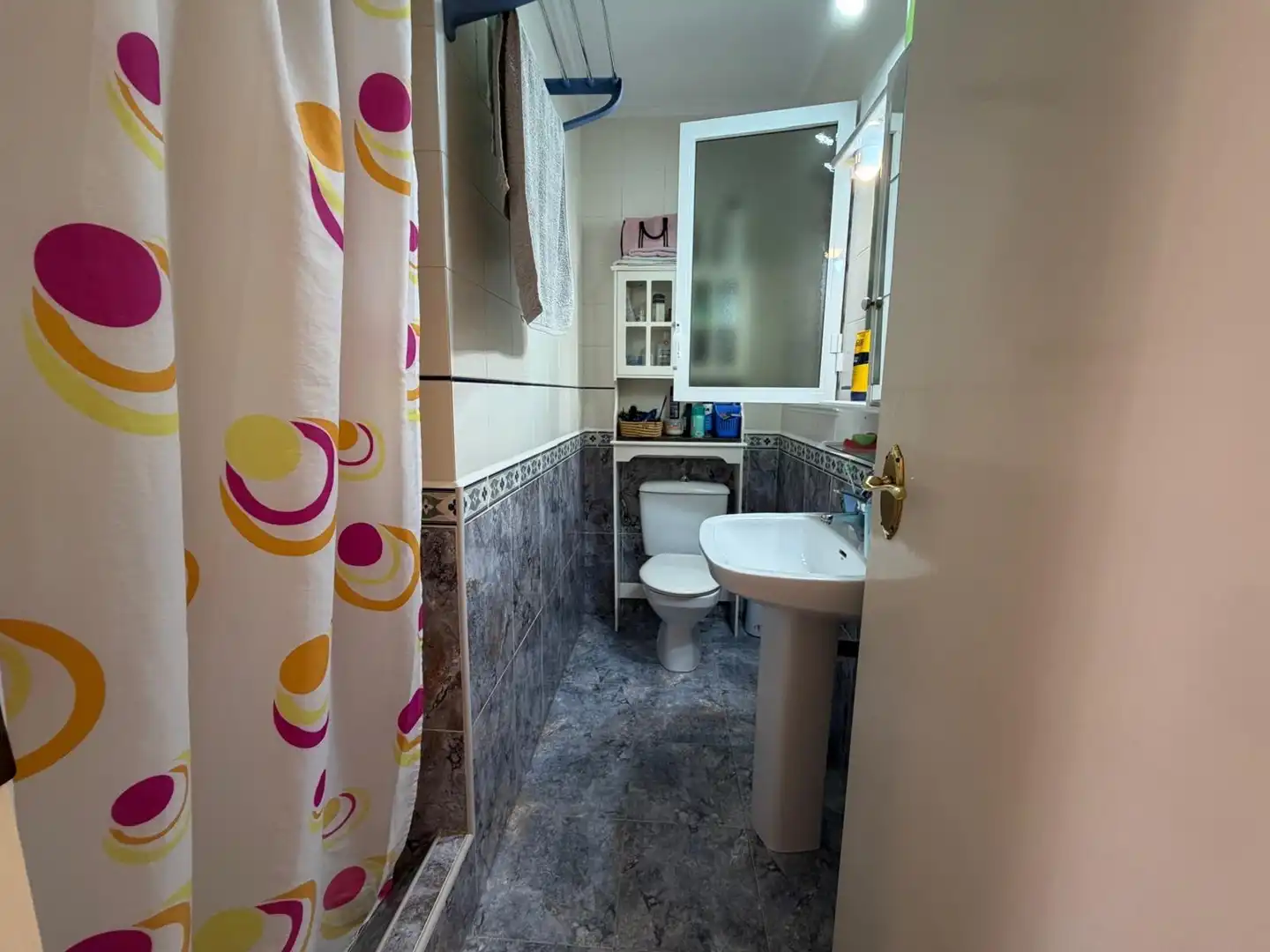 Baño de Casa adosada en venta en Torrevieja con Jardín privado, Terraza y Trastero